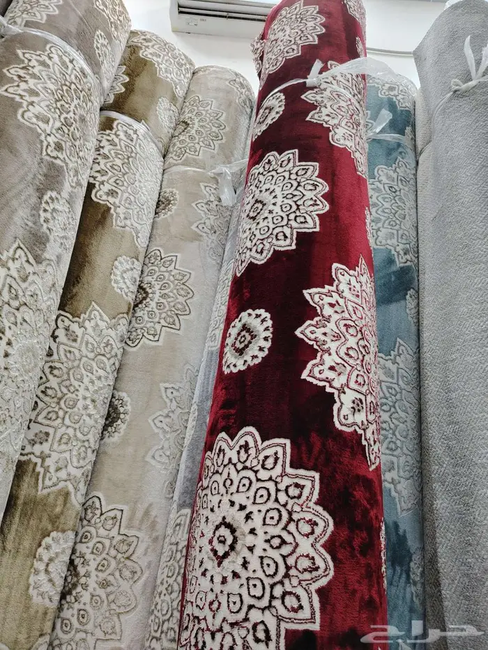 يوجد لدينا جميع انواع الموكيت التركي والحرير 2