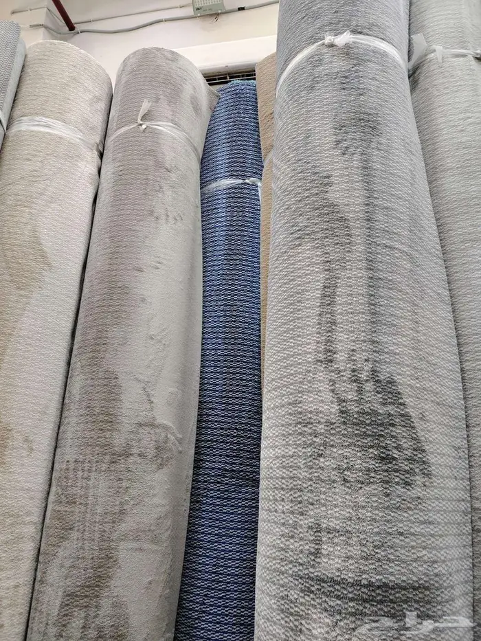 يوجد لدينا جميع انواع الموكيت التركي والحرير 0