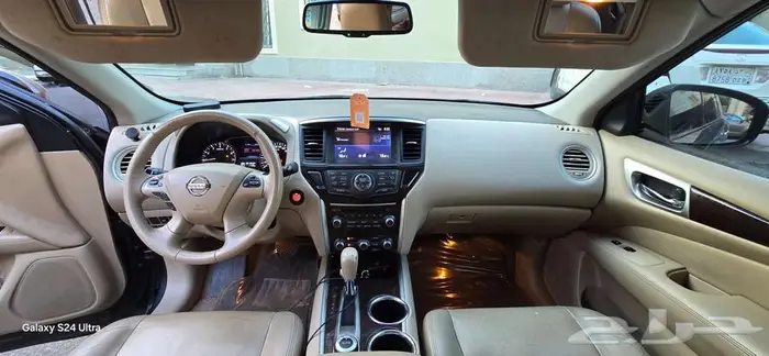 SAR 40 000  Nissan Pathfinder 2014 Full Option  281000km 3