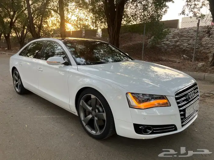 اودي A8 سماكو عداد 42 الف كم فقط لا غير 8 سلندر 0