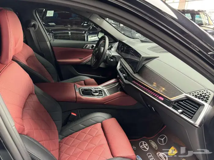 BMW X6 V8 - 2025 - 8.900KM 9