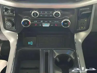 فورد F150 XLT موديل 2024 6 سلندر اسود 13