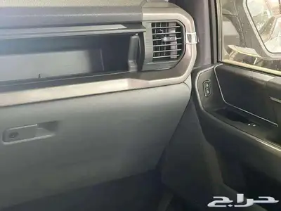 فورد F150 XLT موديل 2024 6 سلندر اسود 14