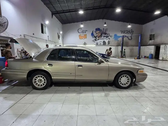 فورد فكتوريا 2001 سعودي وارد الجزيرة 4