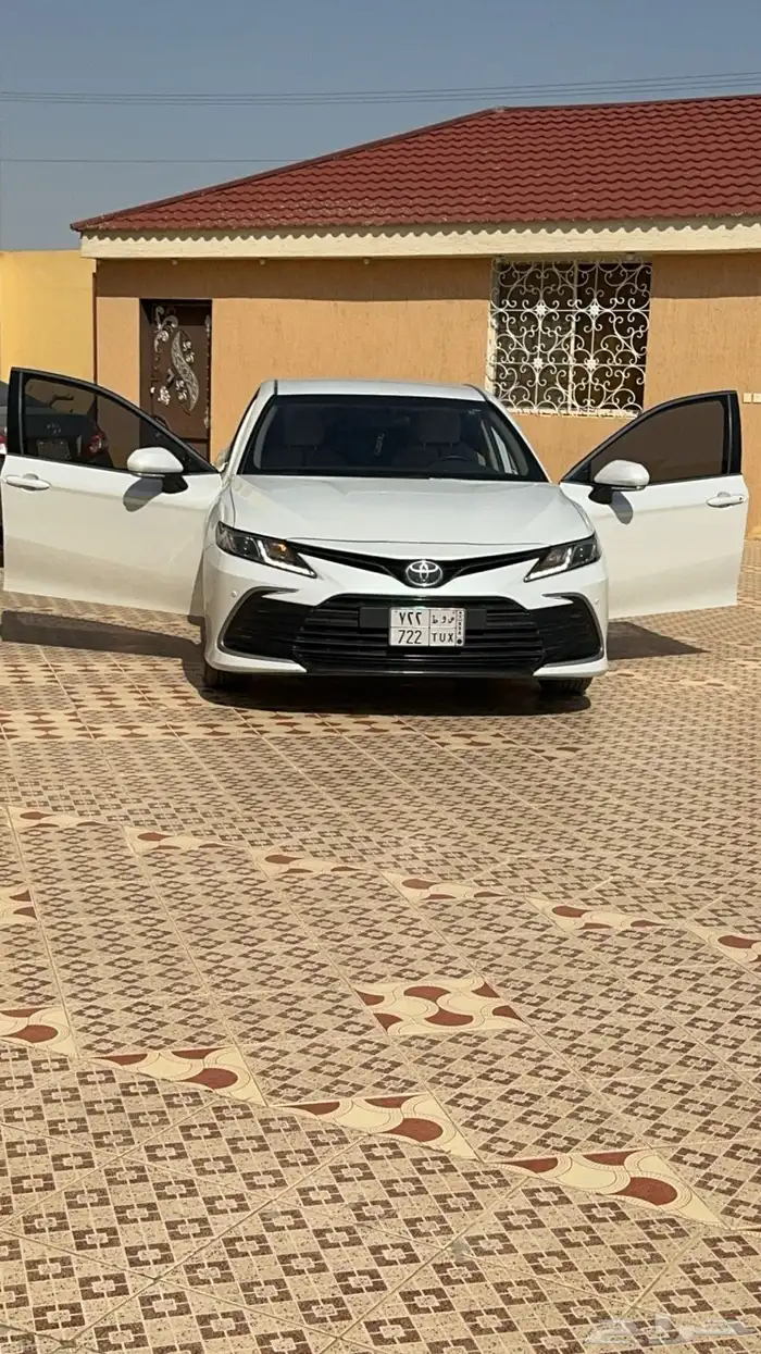 للبيع كامري 2023 2