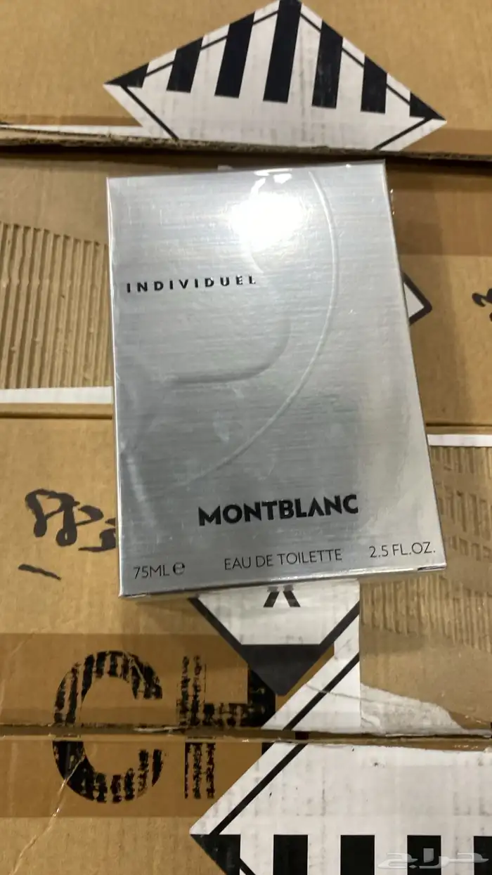 جميع العطور الحصرية متوفره وبسعر جمله 20