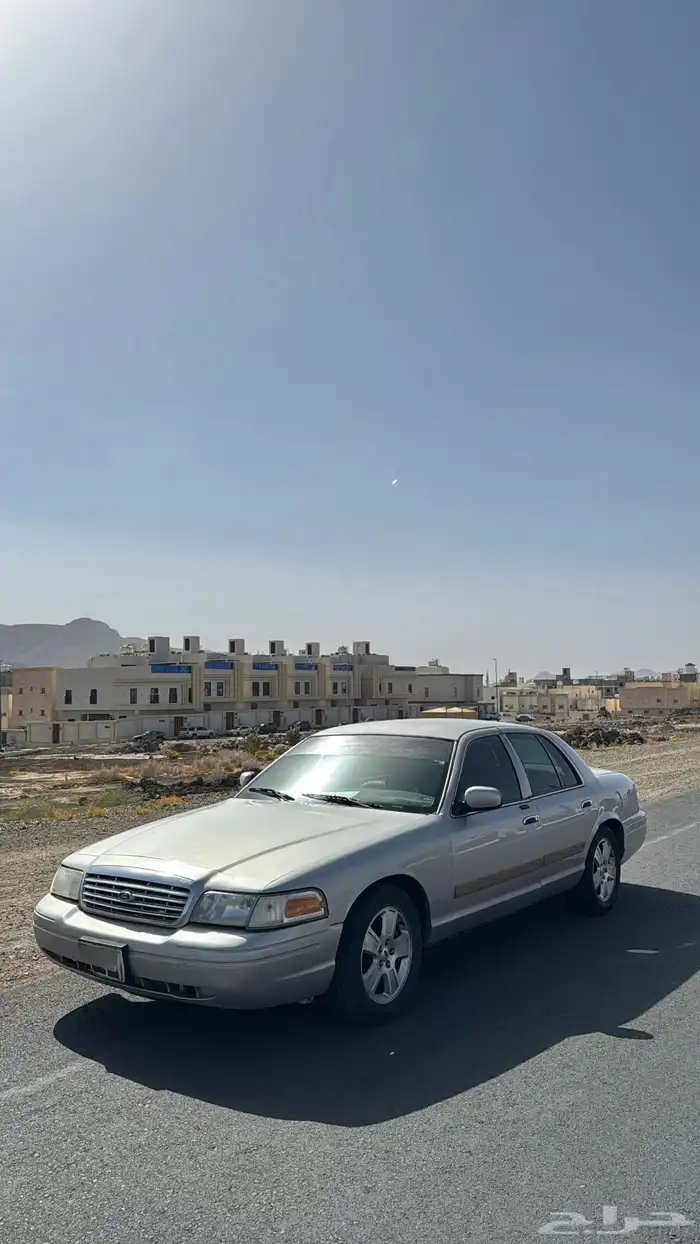 فورد كراون فكتوريا 2011 3
