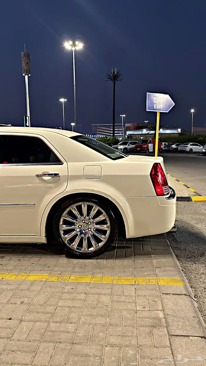 اسطب كرايسلر 2009 2