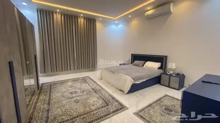 للبيع فيلا بشقتين في حي البيان 3