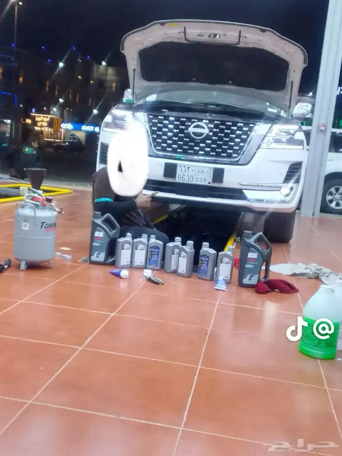 معلم زيوت فنان وخبره جربكسات بنشر معلم 1