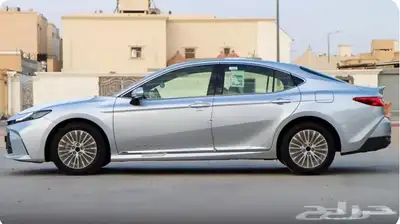 تيوتا كامري LE بنزين2025 3
