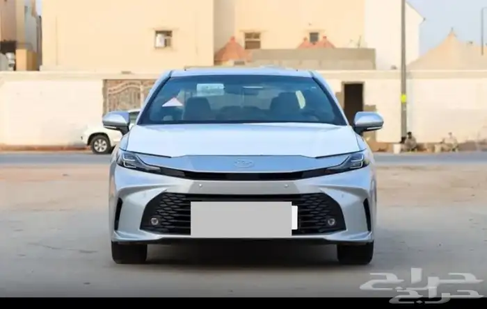 تيوتا كامري LE بنزين2025 1