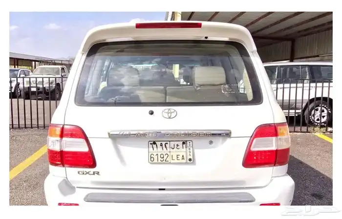 للبيع لاندكروزر GXR موديل 2006 3