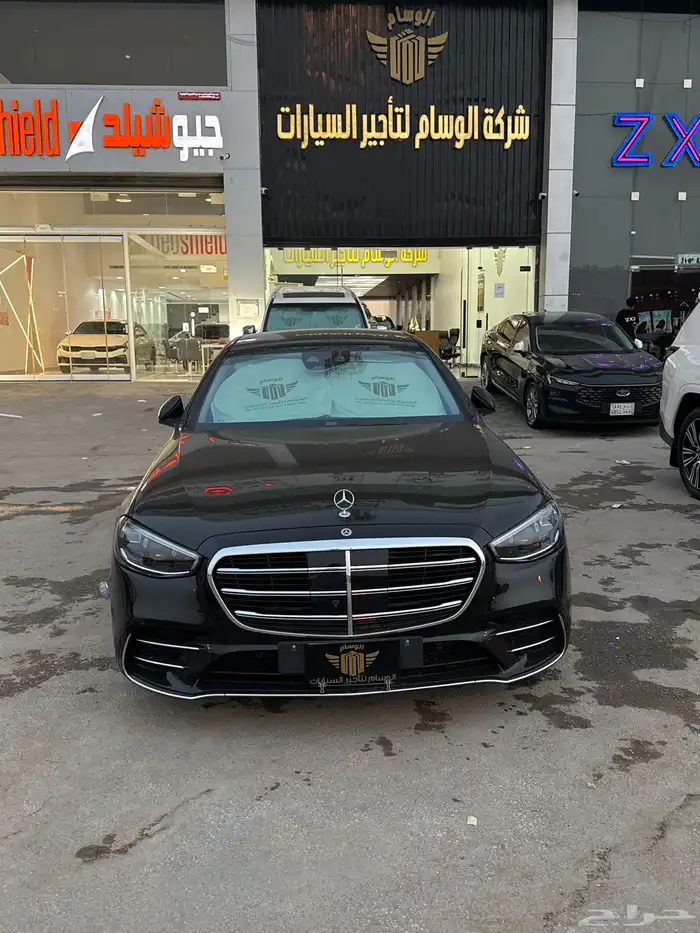 جوهره مرسيدس للإيجار مكتب تأجير سيارات 1