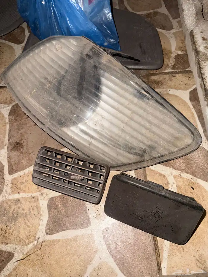 قطع كامري من 98 إلى 2002 كلها اصليه ونضيفه 5