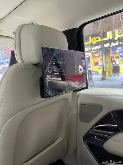 شاشات خلفيه رنج روفر نفس الوكاله بضبط مع القواعد 2