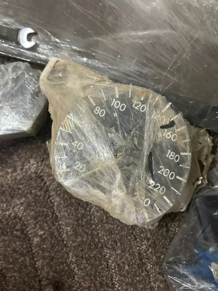 عداد سياره مرسدس مستخدم نظيف للبيع 0