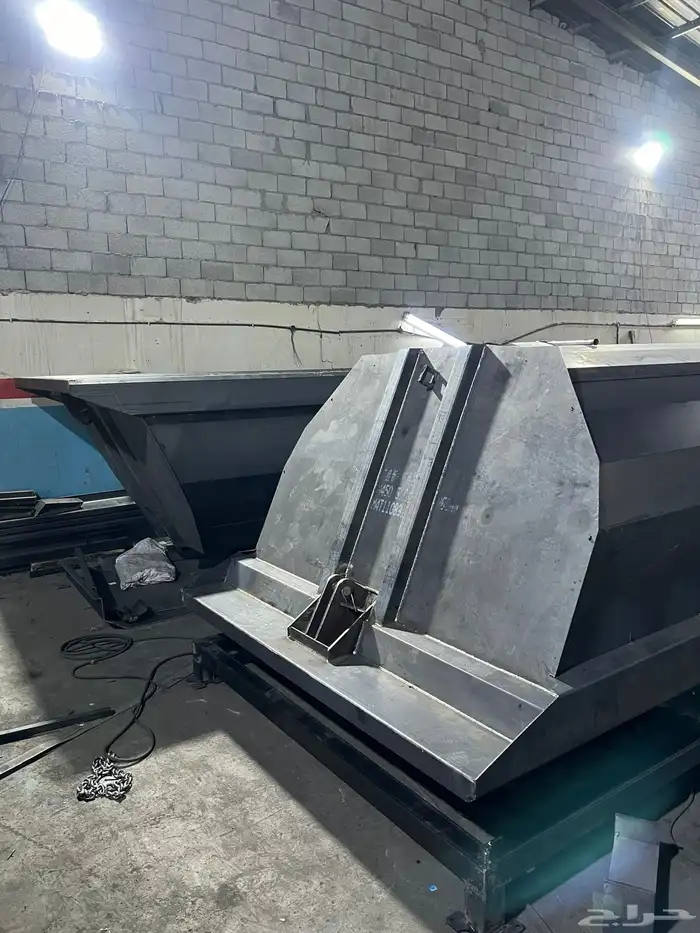 صندوق قلاب مكافئ هاردوكس وزن 6500كلغ 12