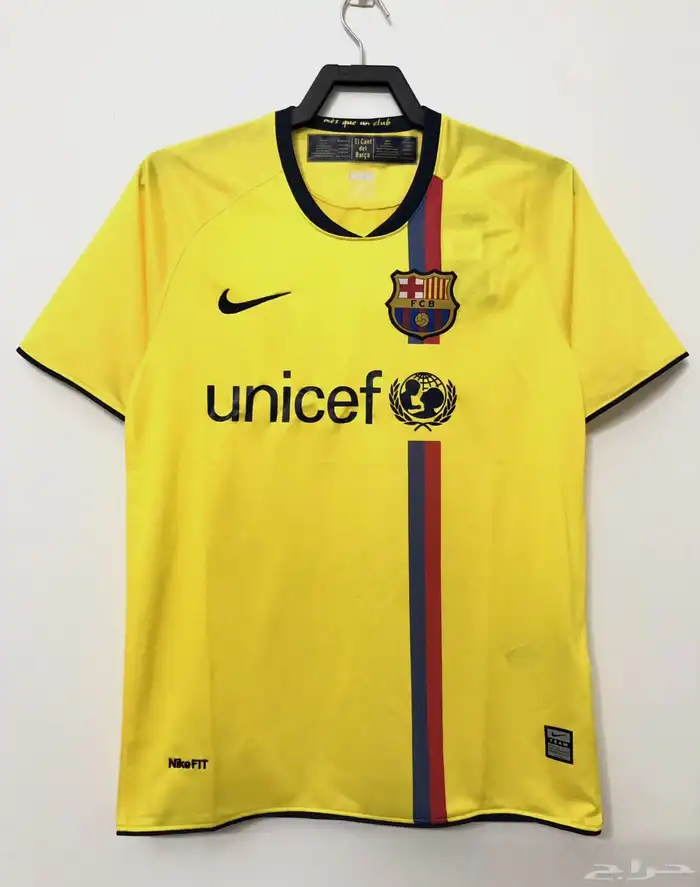اطقم تيشرتات برشلونة كلاسيك 2