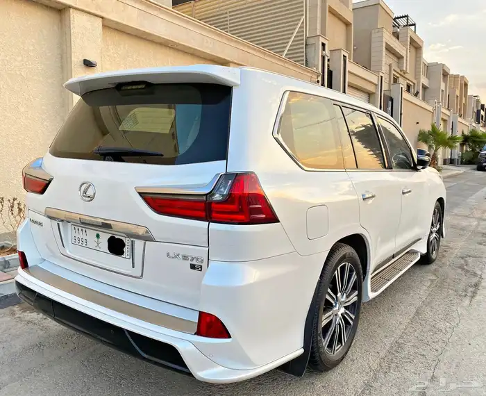 لكزس LX570 نضييف 4