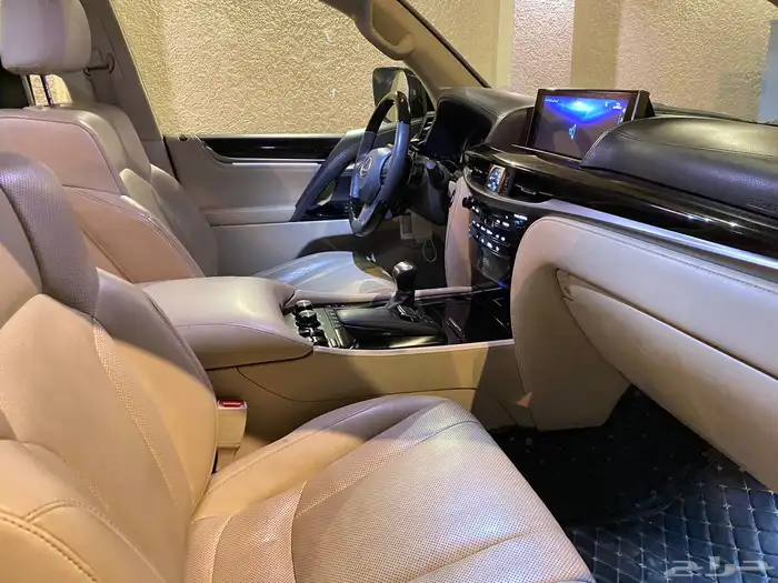 لكزس LX570 نضييف 10