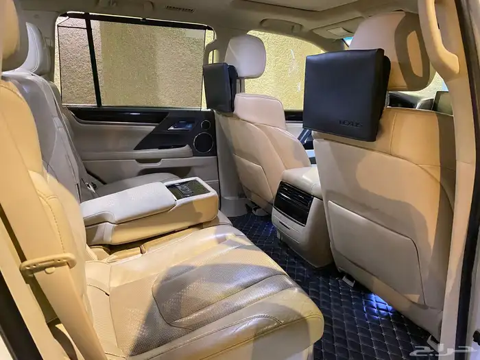 لكزس LX570 نضييف 17
