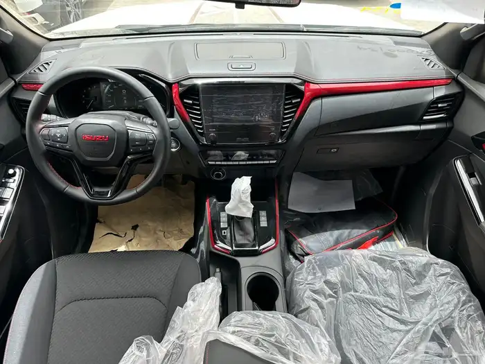 ايسوزو دبل ديزل GT 2025 6