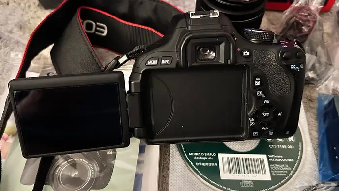 كاميرا Canon EOS 600D 1