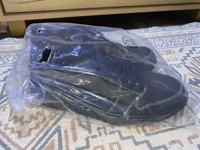 شوز 1