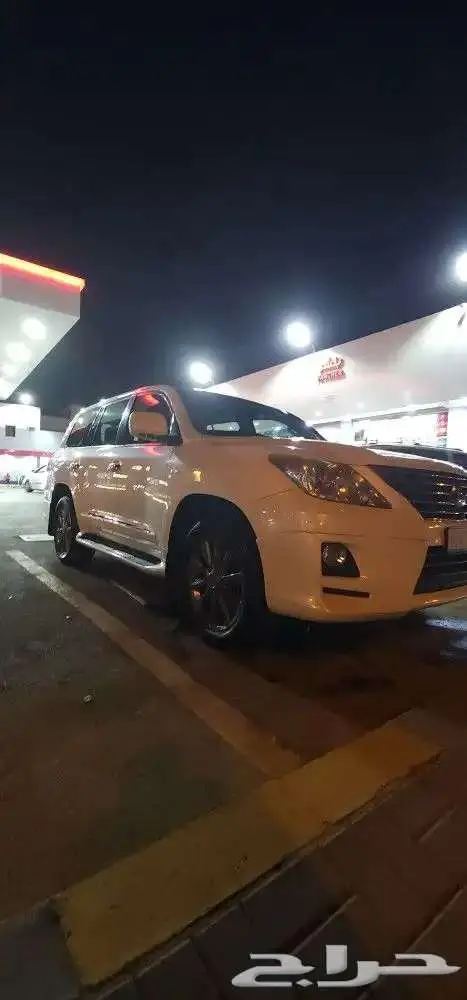 لكزس lx 2011 بدي وكالة 17