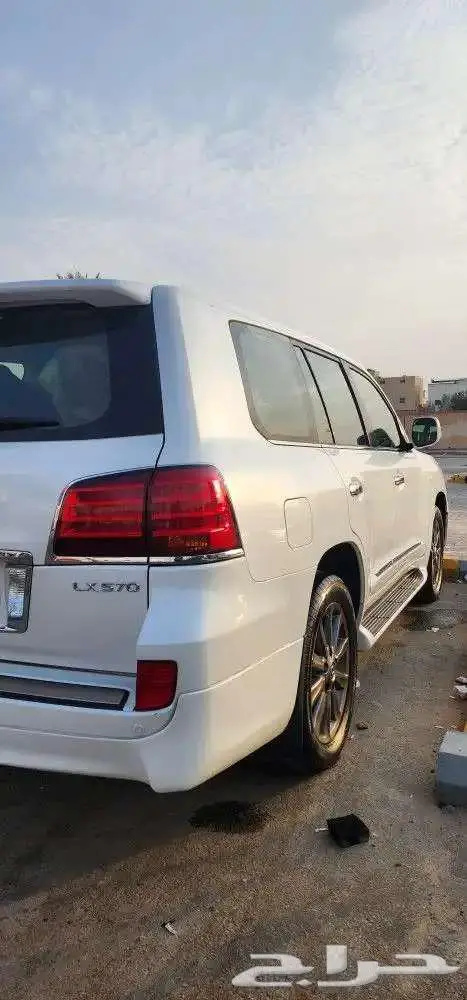 لكزس lx 2011 بدي وكالة 0