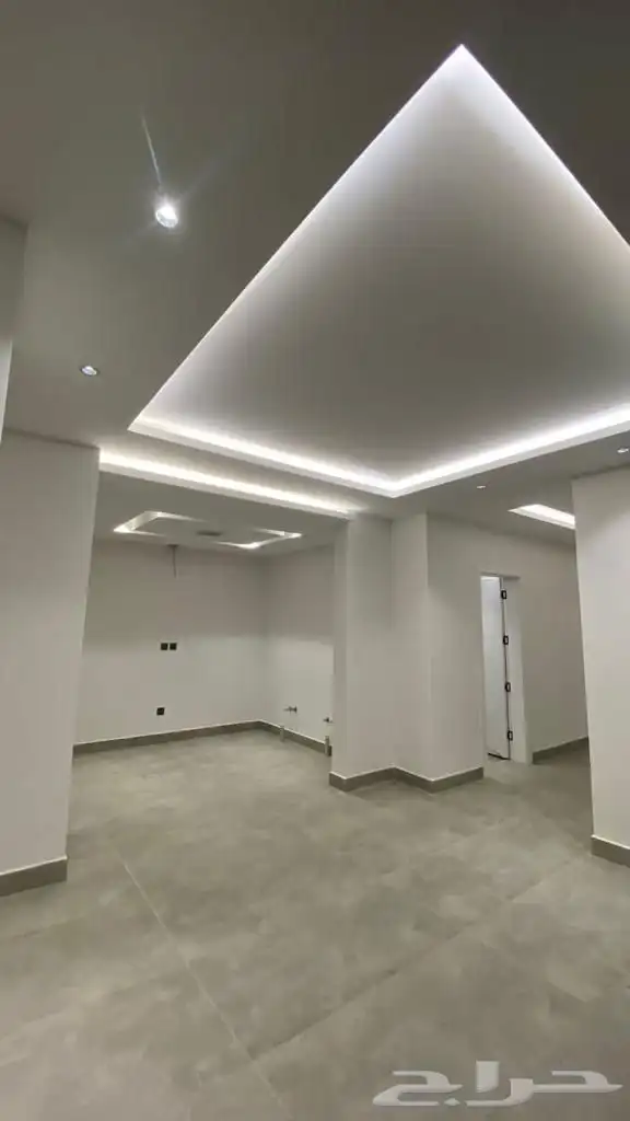 شقة في الملقا 7