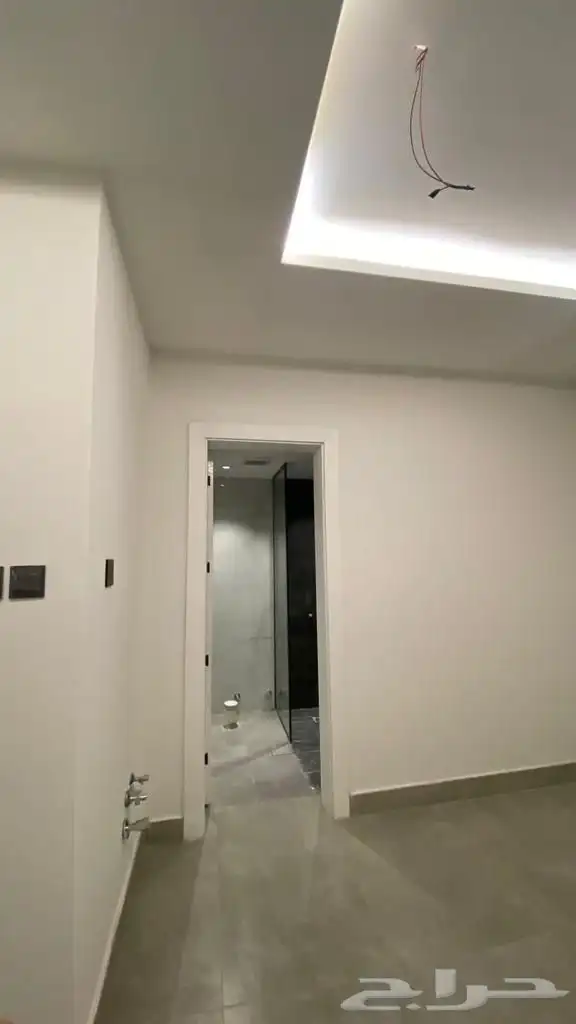 شقة في الملقا 6