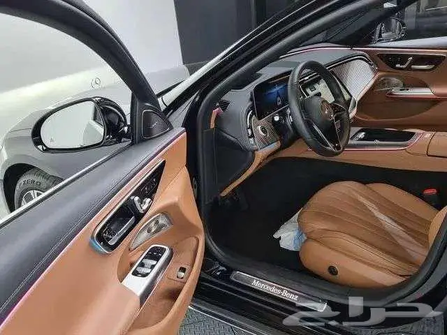 مرسيدس E W214 E300 4MATIC تم البيع خارج الموقع 9