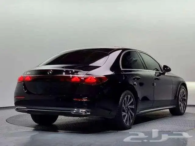 مرسيدس E W214 E300 4MATIC تم البيع خارج الموقع 2