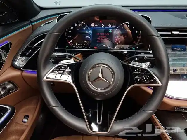 تم البيع مرسيدس E300 AMG 2024 شاشات 3 استيراد من كوريا 11