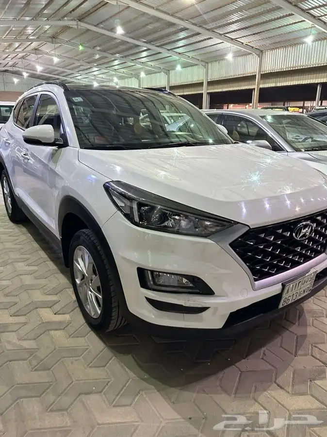 نبيع هوانداي توسان 2021 1600 CC ممشى قليل . 2