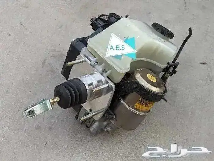 دينمو سلف كمبروسر لاندكروزر vxR و GXR من 98 الى 2007 اصلي 4