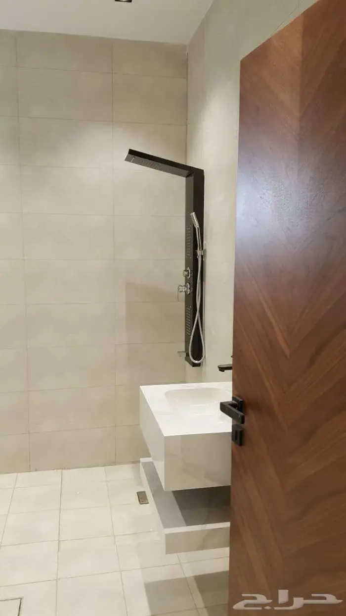 فيلا مميزة بحي التوفيق بجده 17