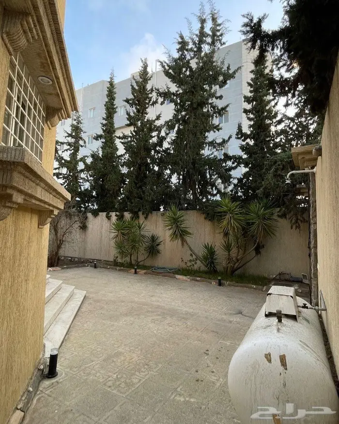 للبيع فيلا بحي الربوة في أبها 14