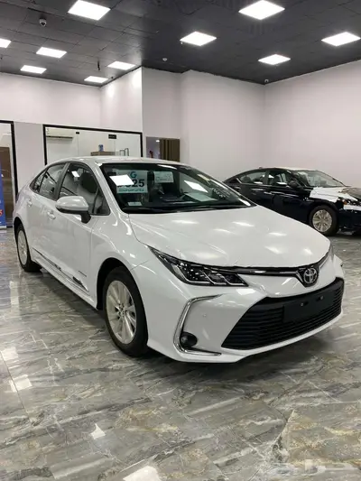 كورلا XLI 2.0 مطور جنوط 2025 ابيض 2