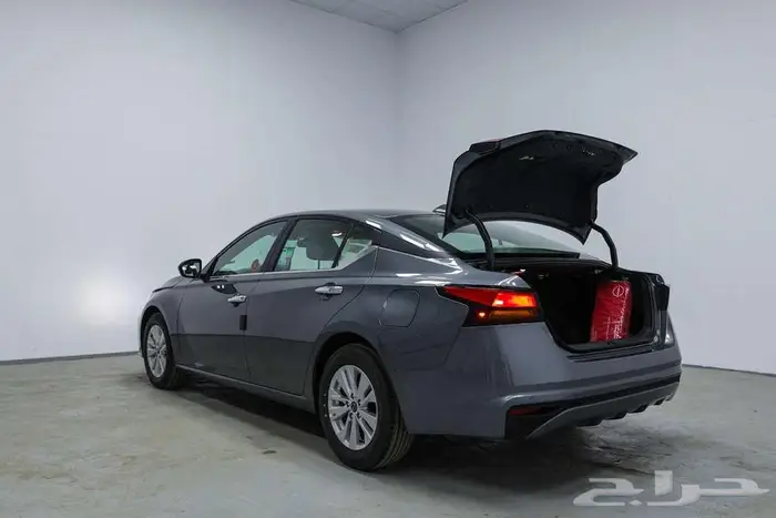 نيسان التيما 2025 S 6