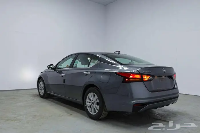 نيسان التيما 2025 S 3