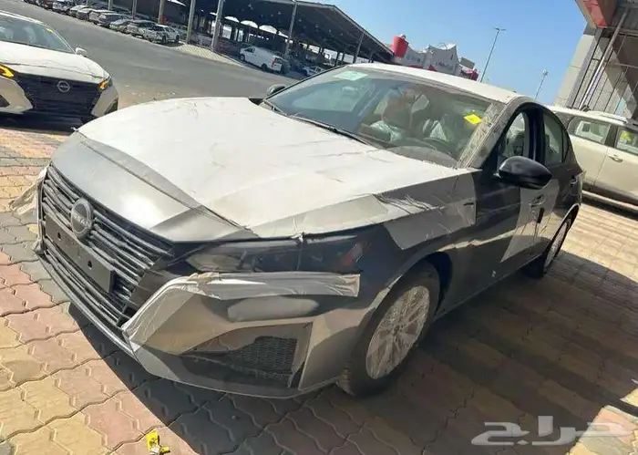 نيسان التيما 2.5 ستاندر 2025 جميع الالوان 6