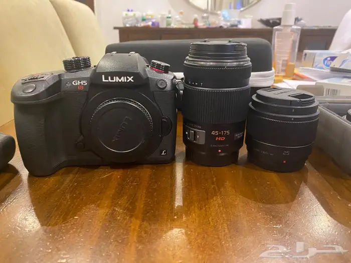 كاميرا باناسونيك LUMIX GH5S with other accessories 3