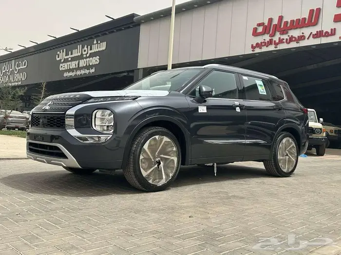 ميتسوبيشي اوتلاندر 2025 نص فل و فل كامل عازل حرار مجاني 0