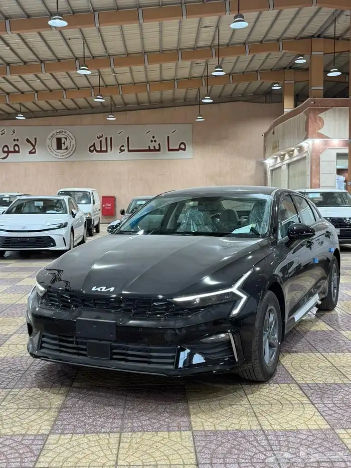 كيا كي فايف استاندر 2025 مكينه 2500cc 4