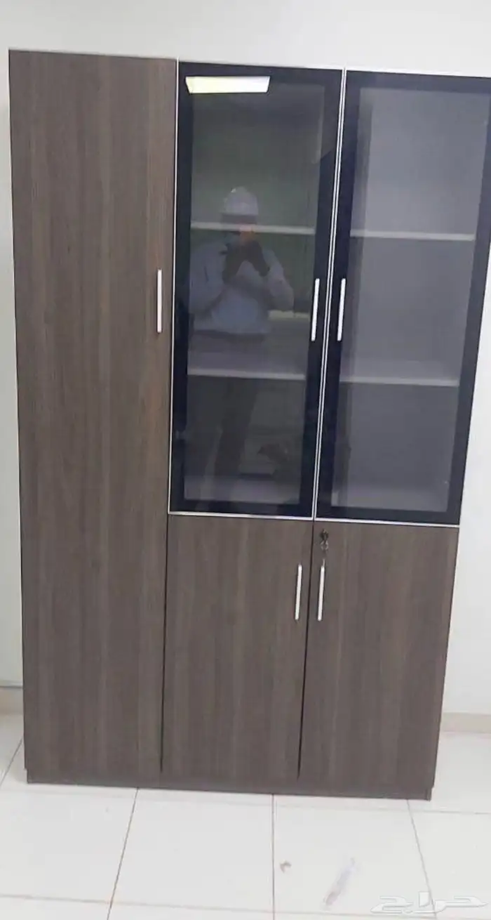 Best quality file cabinet are available. 1