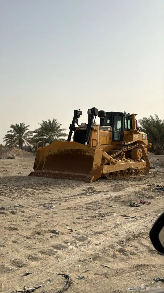 بلدوزر D8R للايجار. for Rntal 0