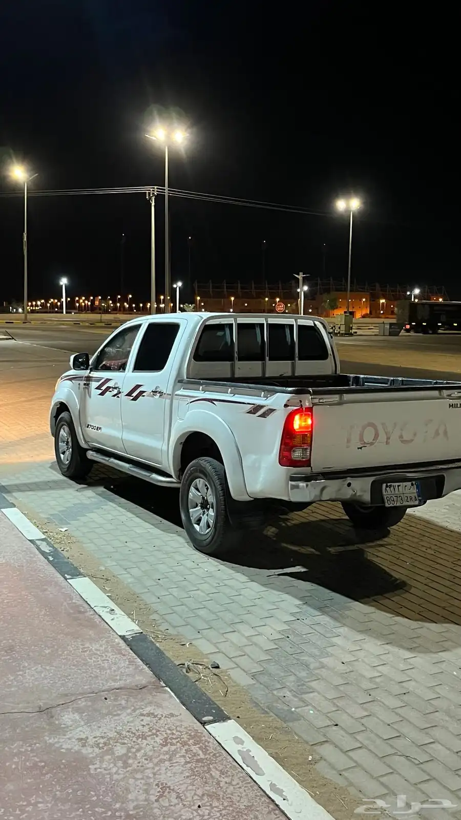 هايلكس 2009 دبل 4